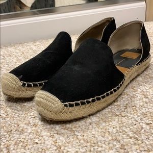 Espadrille sandals. Very cute!